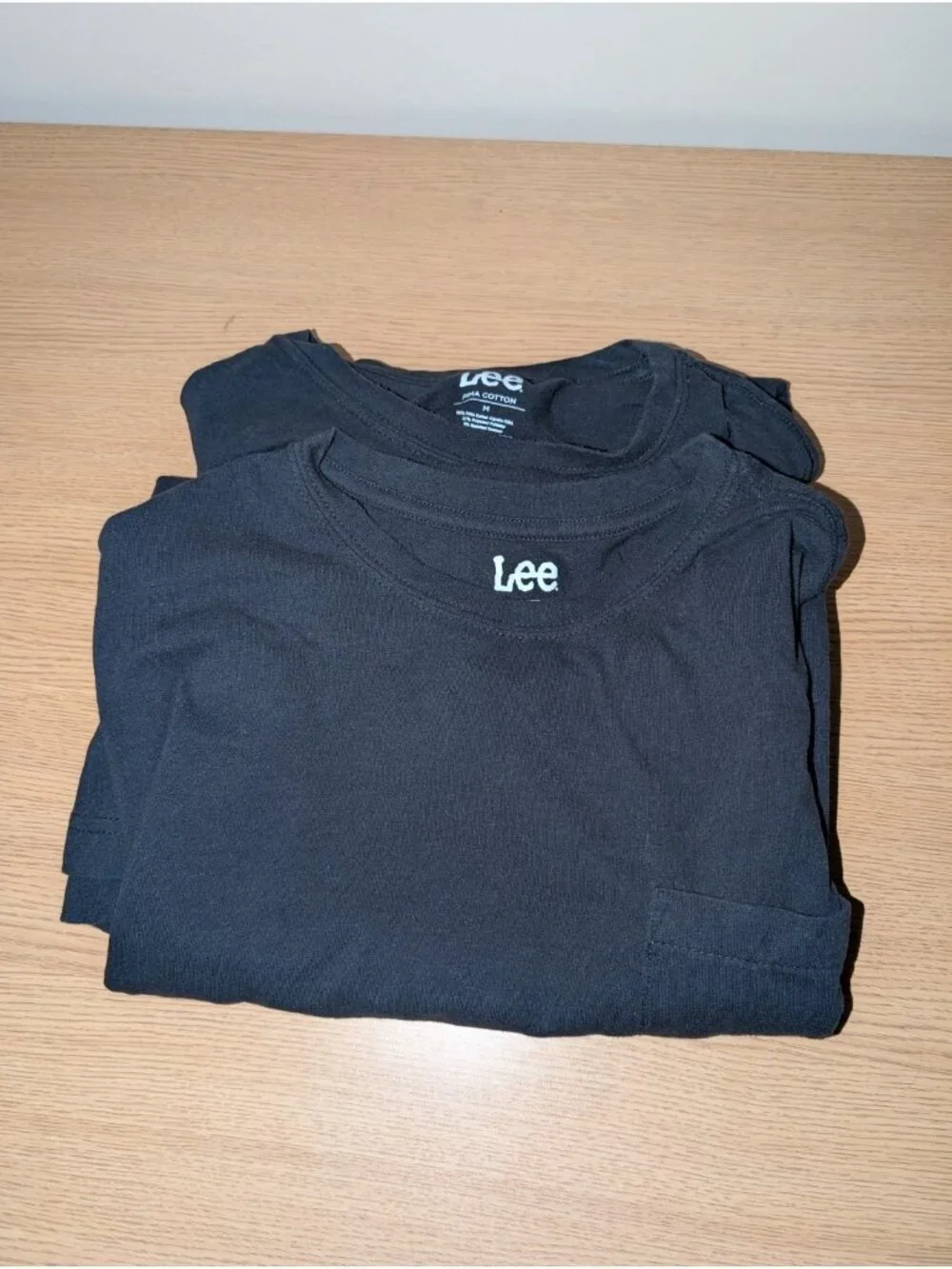 Lee Lot Of 2 Shirt Mens M Black Short Sleeve Tee Pocketed Crew Neck Solid Pima - Picture 1 of 8